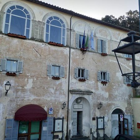 Hotel Domus Angularia Anguillara Sabazia Exterior foto