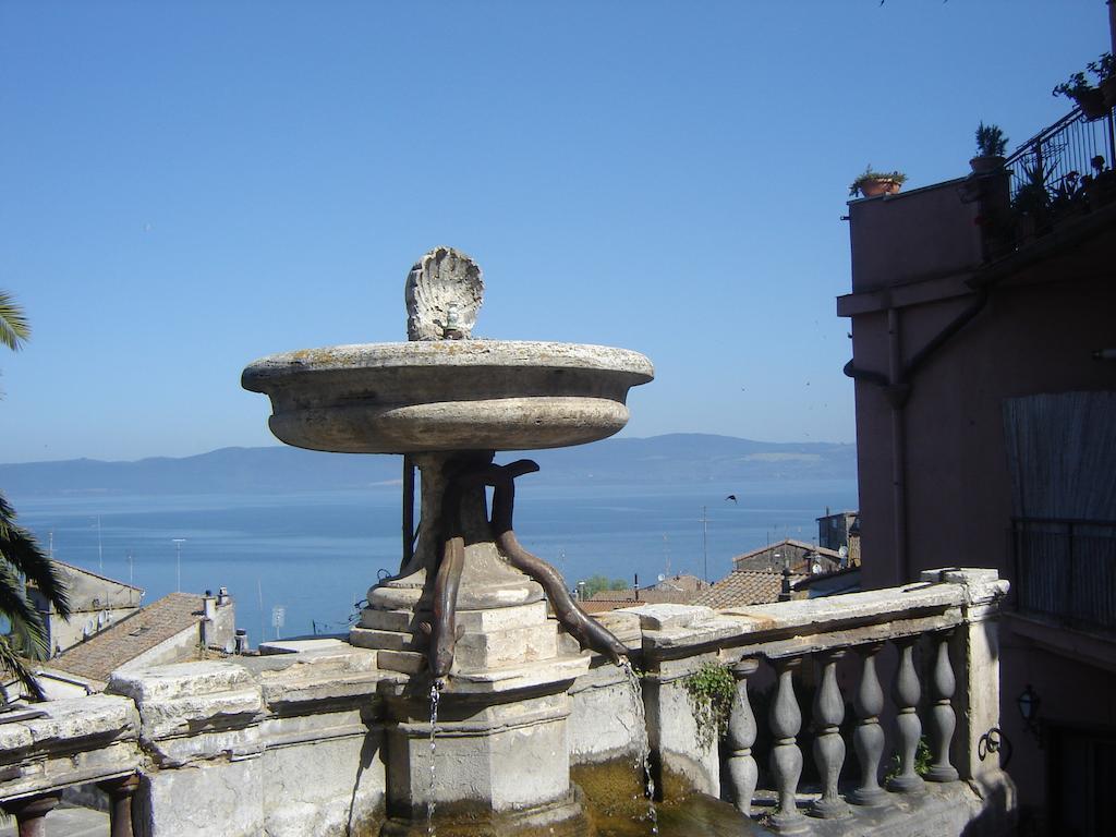 Hotel Domus Angularia Anguillara Sabazia Exterior foto